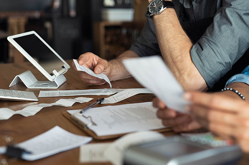 10 Signs that tell you it’s time to redesign your website